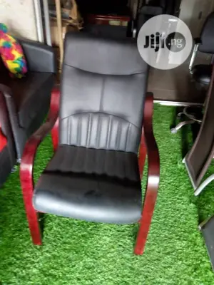Wooden Visitors Chair