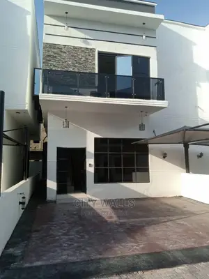 A Tastefully Built 4bedroom