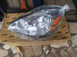 Headlights for Toyota Sienna 2005/06 Model Taiwan Available