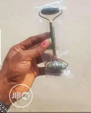 Jade Roller