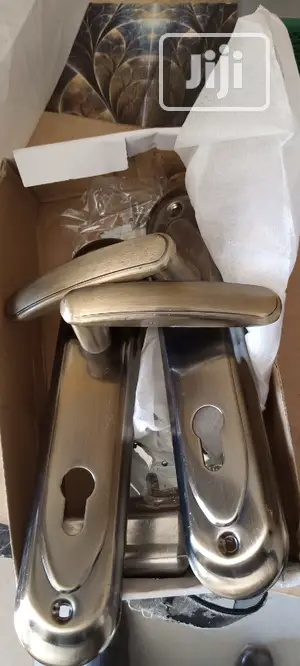 Door Keys Handle