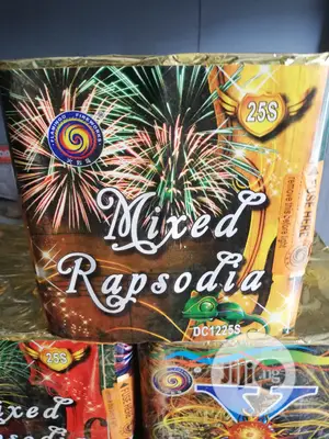 Buy 25shorts Fireworks for Christmas and New Year .
