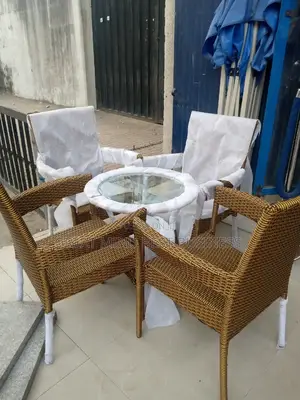 Out Door Table And Chairs