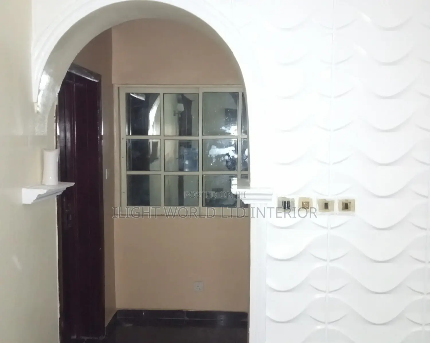 Quality White 3D Panel Wall Light.