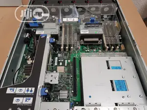 Server HP ProLiant DL 32GB Intel Xeon HDD 2T
