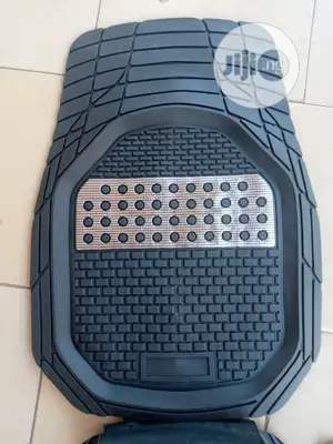 Black Floor Mat