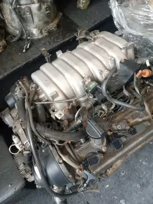 Land Cruiser V8 Engine