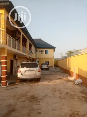 Mini Flat in Ipaja for rent