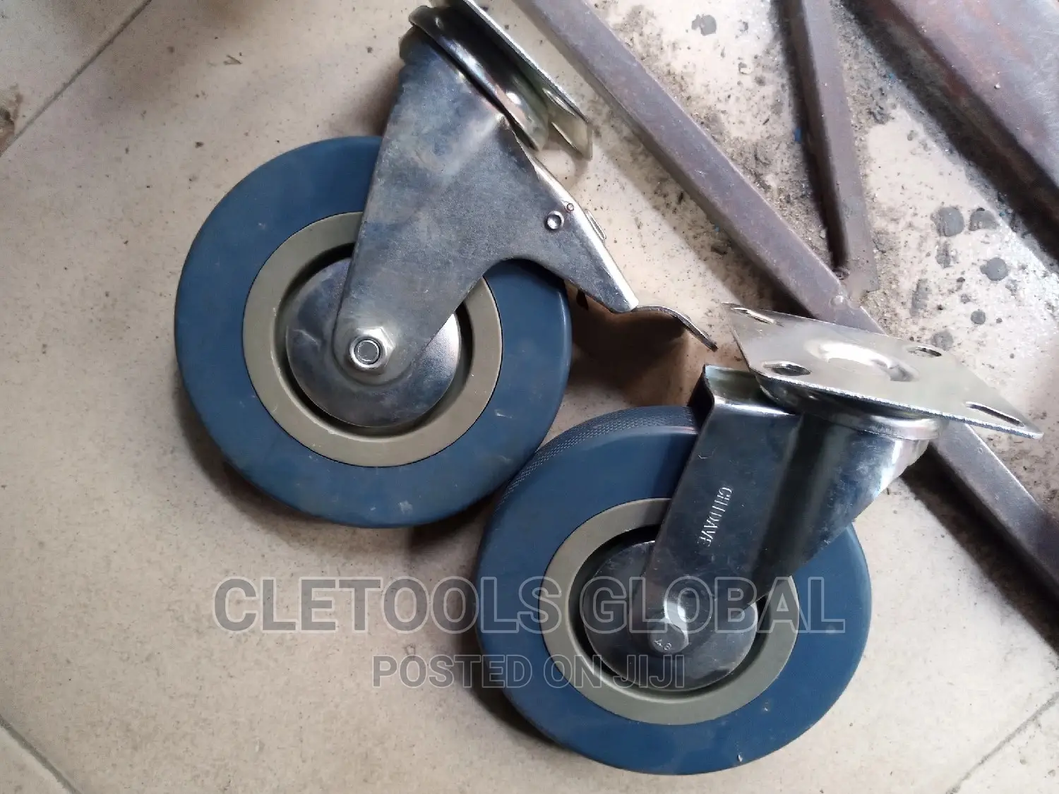 1set Of Tyres