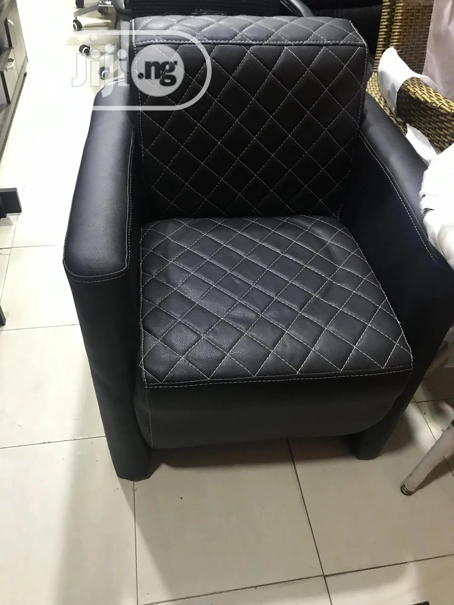 Single Cushion