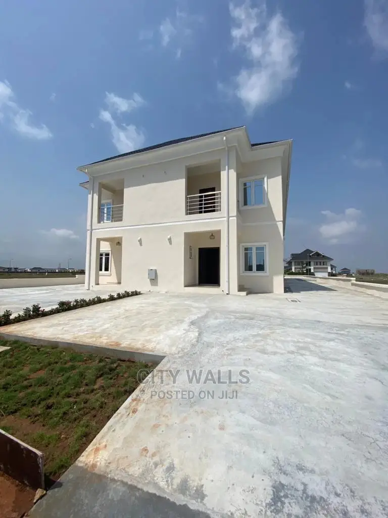 4bdrm Duplex in Ikate for rent