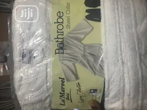 White Bathrobe (Top Quality Luxury)