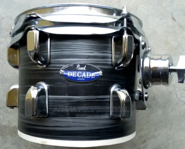 Pearl 5pcs Drum Set