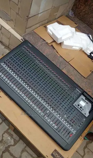 Yamaha Mgp32channel Mixer