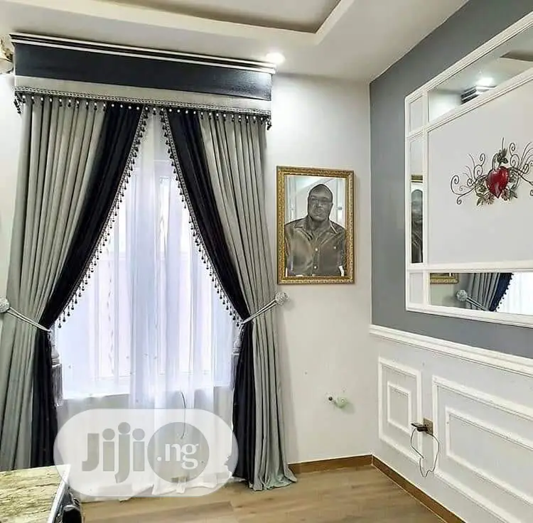Ceiling and Wall Column Designs