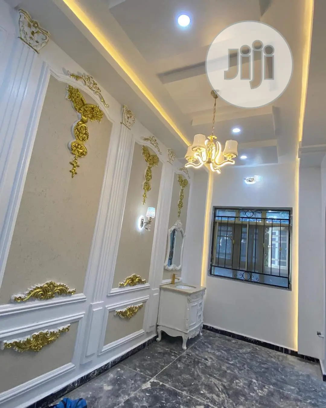 Ceiling and Wall Column Designs