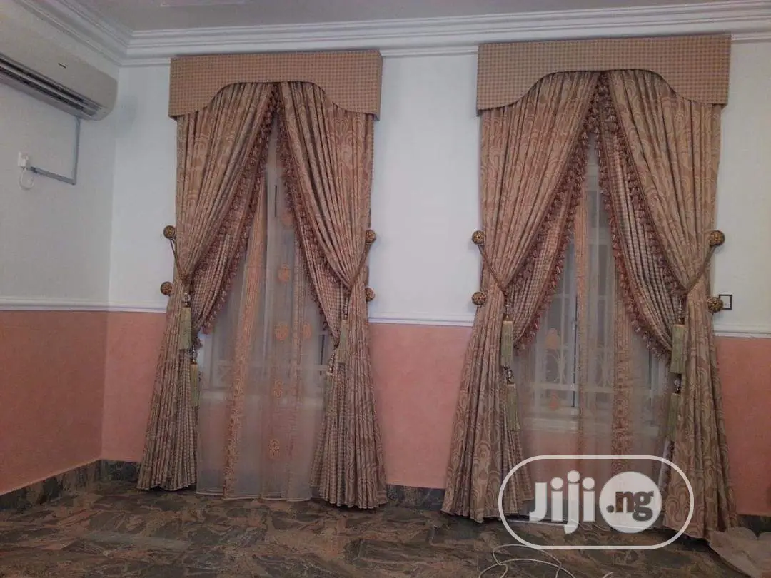 Ceiling and Wall Column Designs