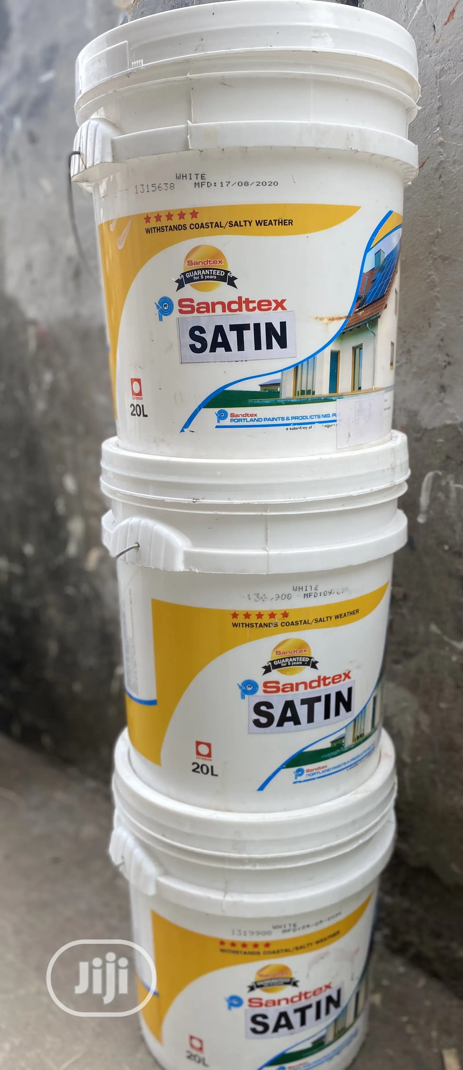 Sandtex Paint