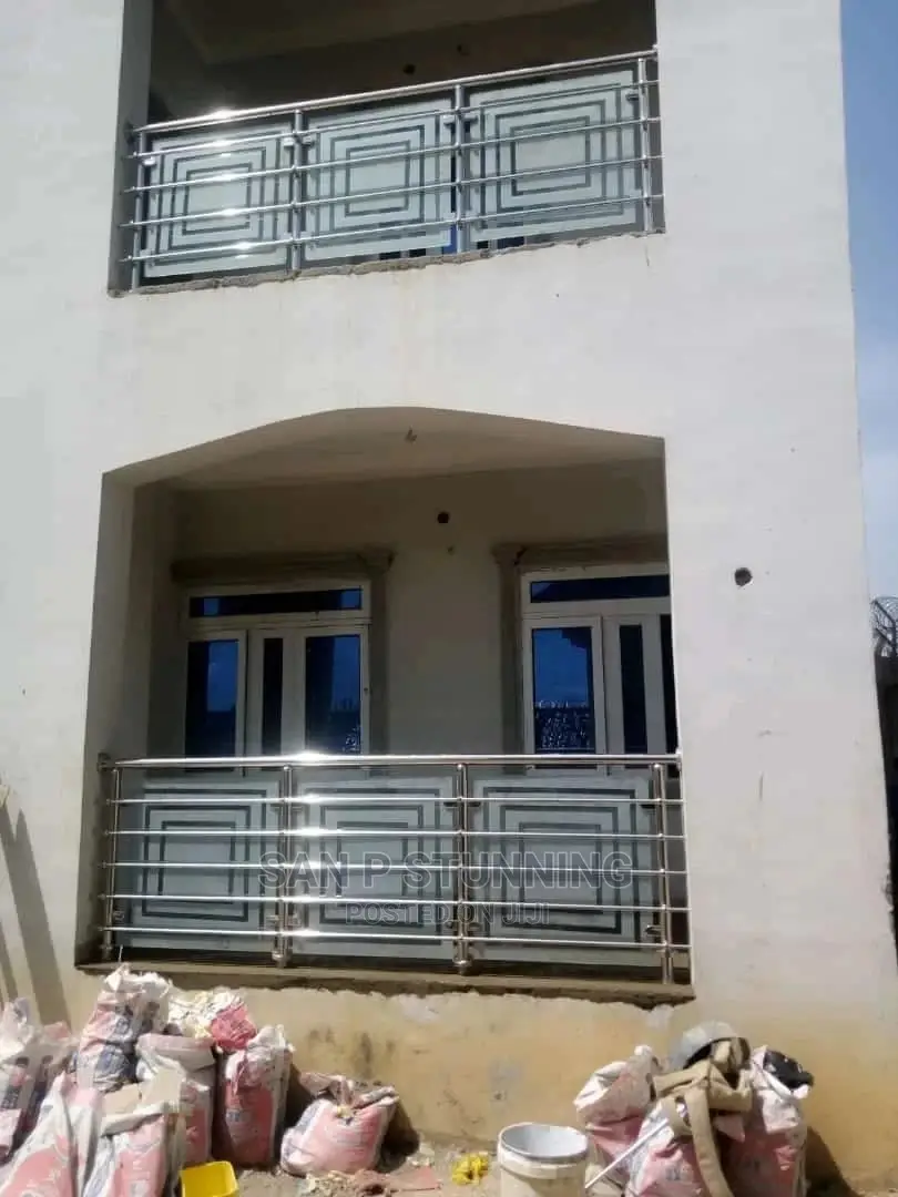Stainless Handrail Linings With Glass