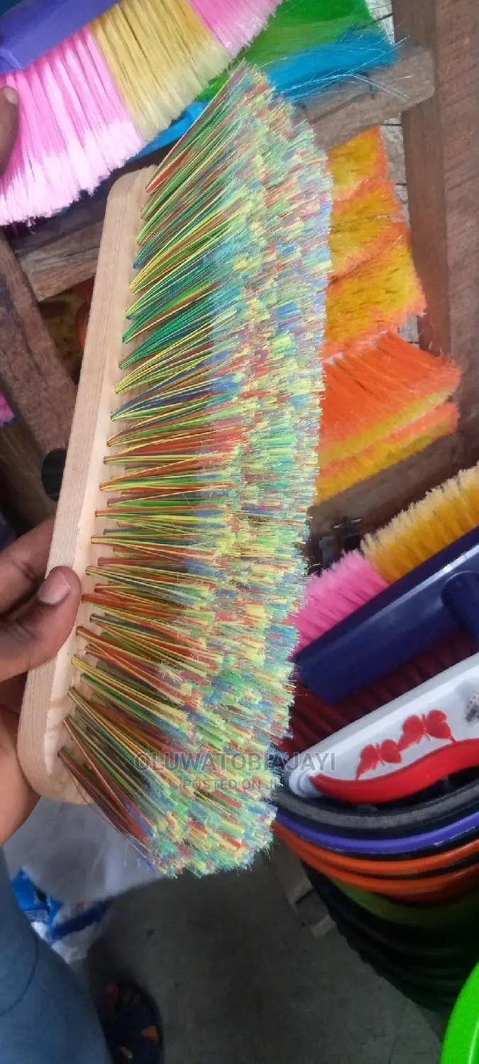 Sweeping Brush