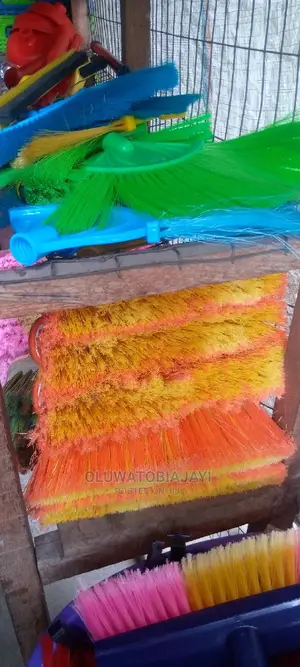 Sweeping Brush