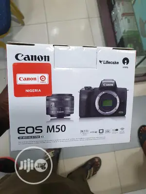 Canon EOS M5 Mirrorless Camera