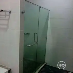 Shower Cubicle Straight Out