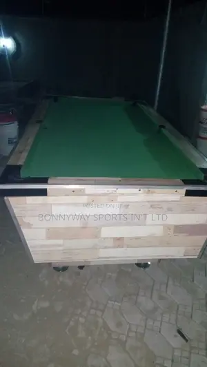 Standard Local Make Snooker Table