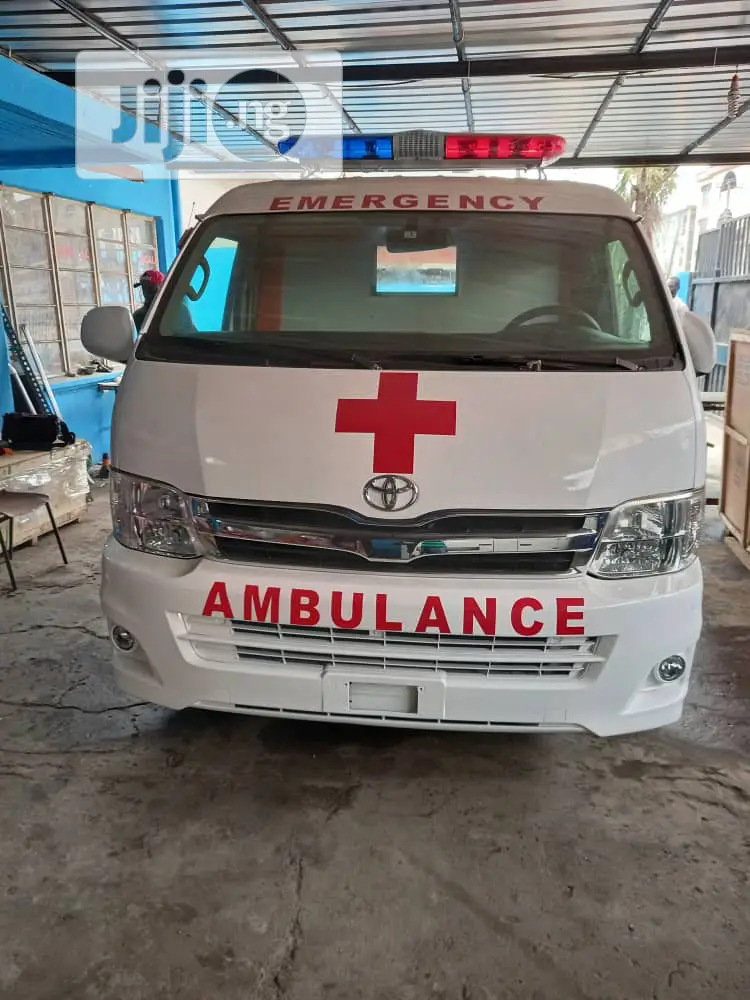 Toyota HiAce 2014
