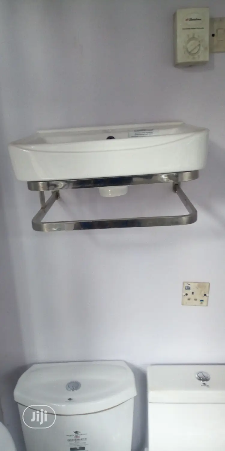 Cabinet Hanging Basin