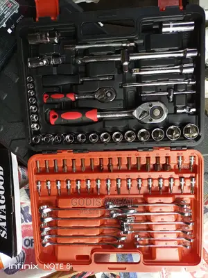 78 PCS 1⁄2 1⁄4 Drive Sockets Sets