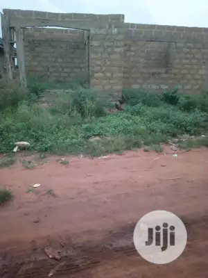 7bdrm Bungalow in Benin City for sale