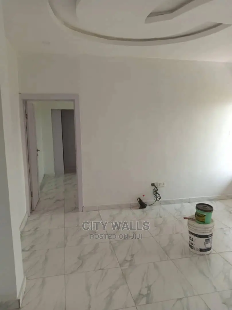 1bdrm Room & Parlour in Chevron for rent