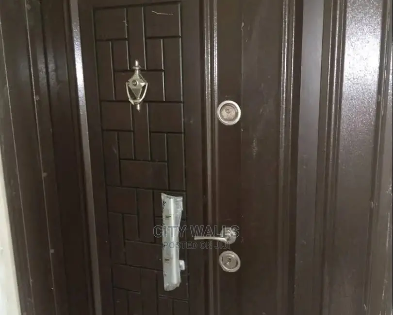 1bdrm Room & Parlour in Chevron for rent