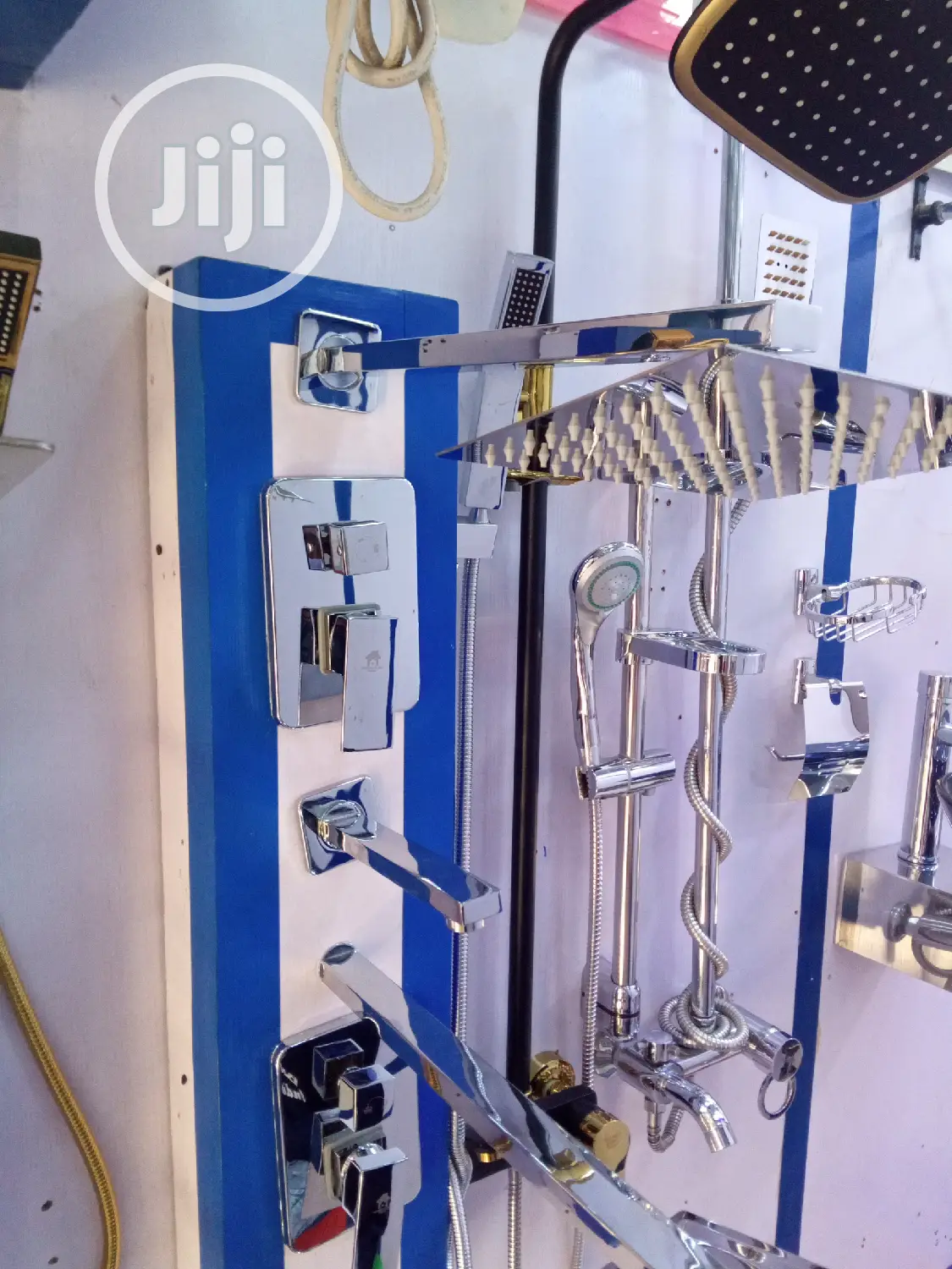 4 Conduit Shower