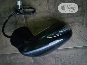 Lexus Es 350 2010 Side Mirror With Pointer, Both Sides.