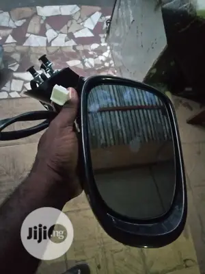 Lexus Es 350 2010 Side Mirror With Pointer, Both Sides.
