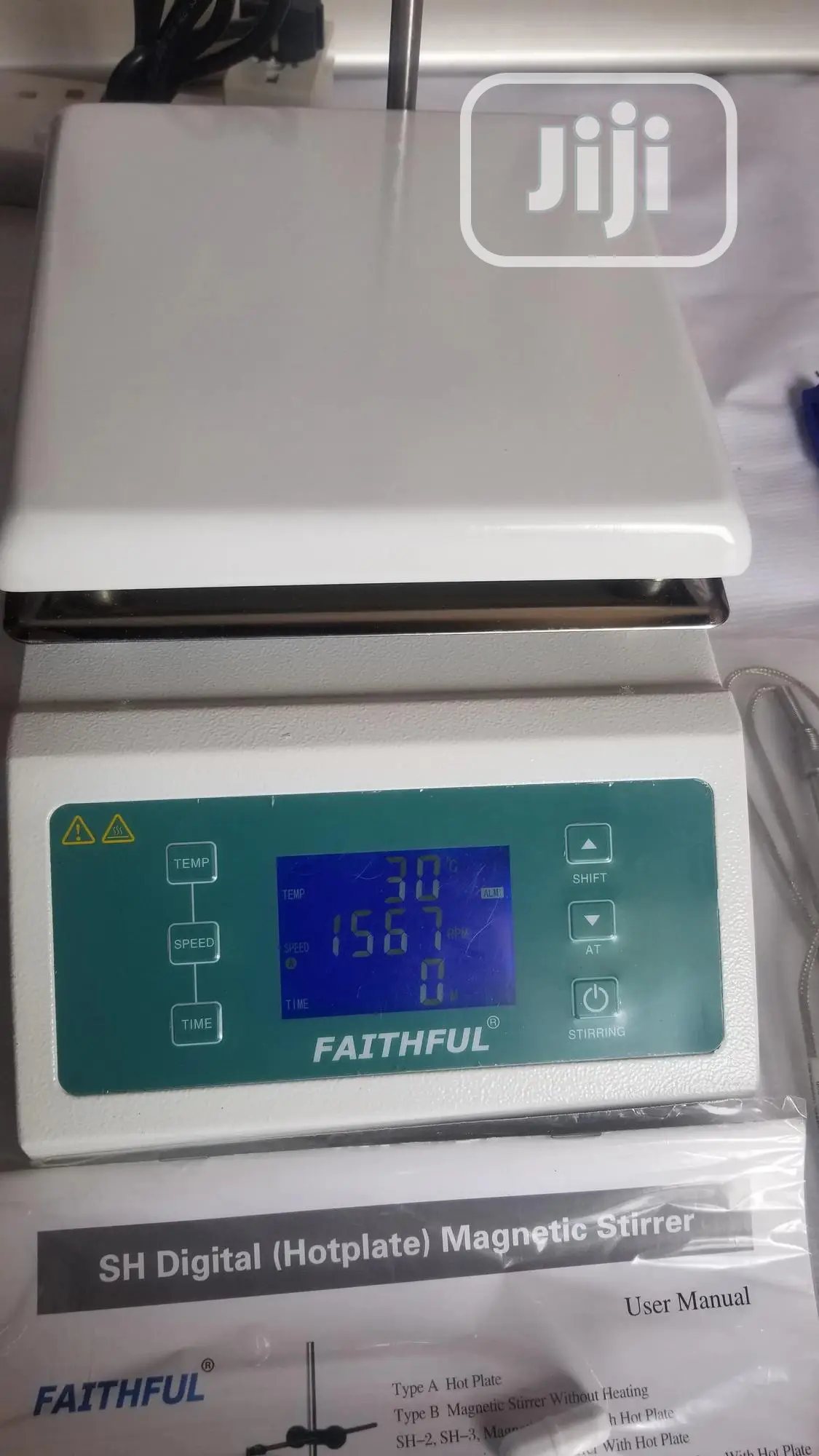 Digital Hot Plate With Magnetic Stirrer