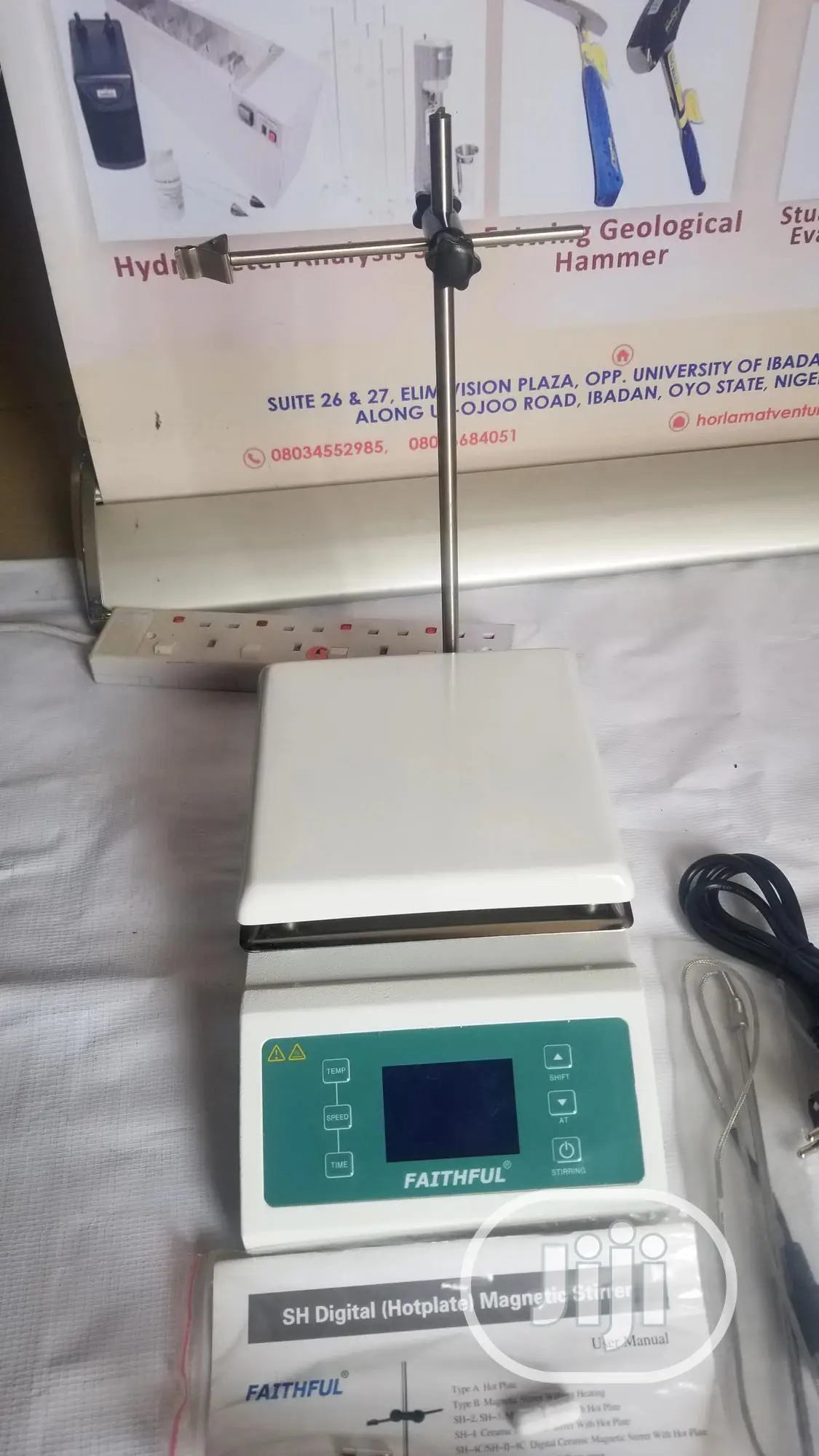 Digital Hot Plate With Magnetic Stirrer