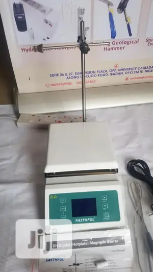 Digital Hot Plate With Magnetic Stirrer