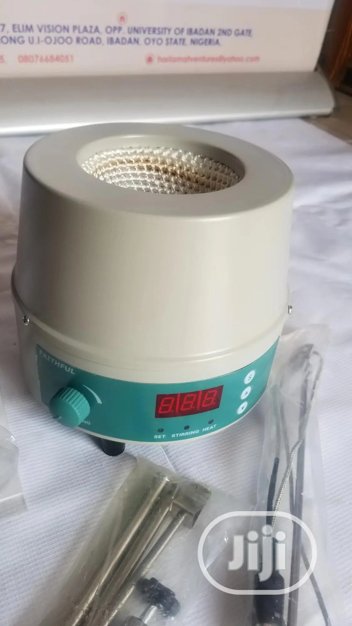 Digital Heating Mantle With Stirring (500ml)