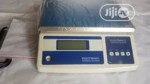 Electronic Weighing Balance (5100g X 0.1g)