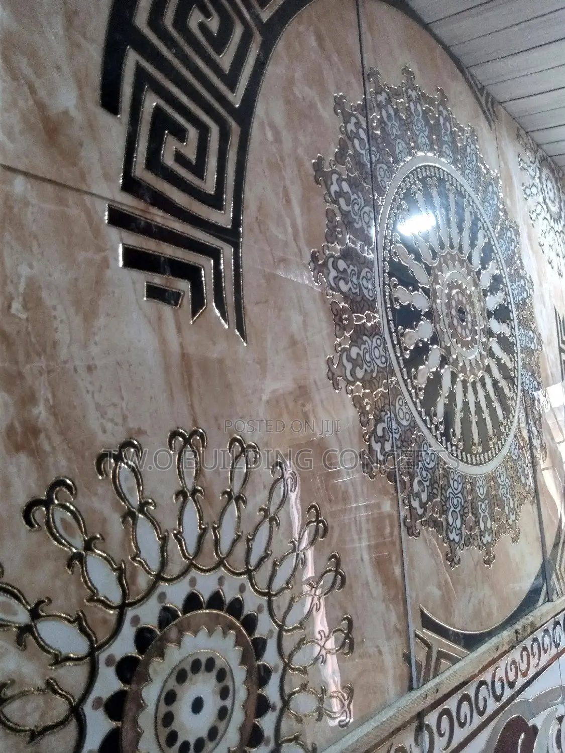 Center Decor Floor Tile