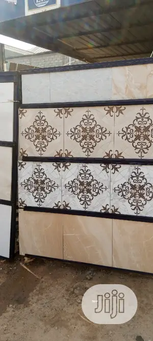 New High Quality Spanish 45*45 Tiles