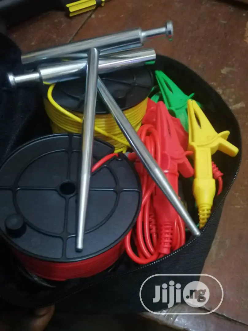 IDEAL Earth Resistance Tester