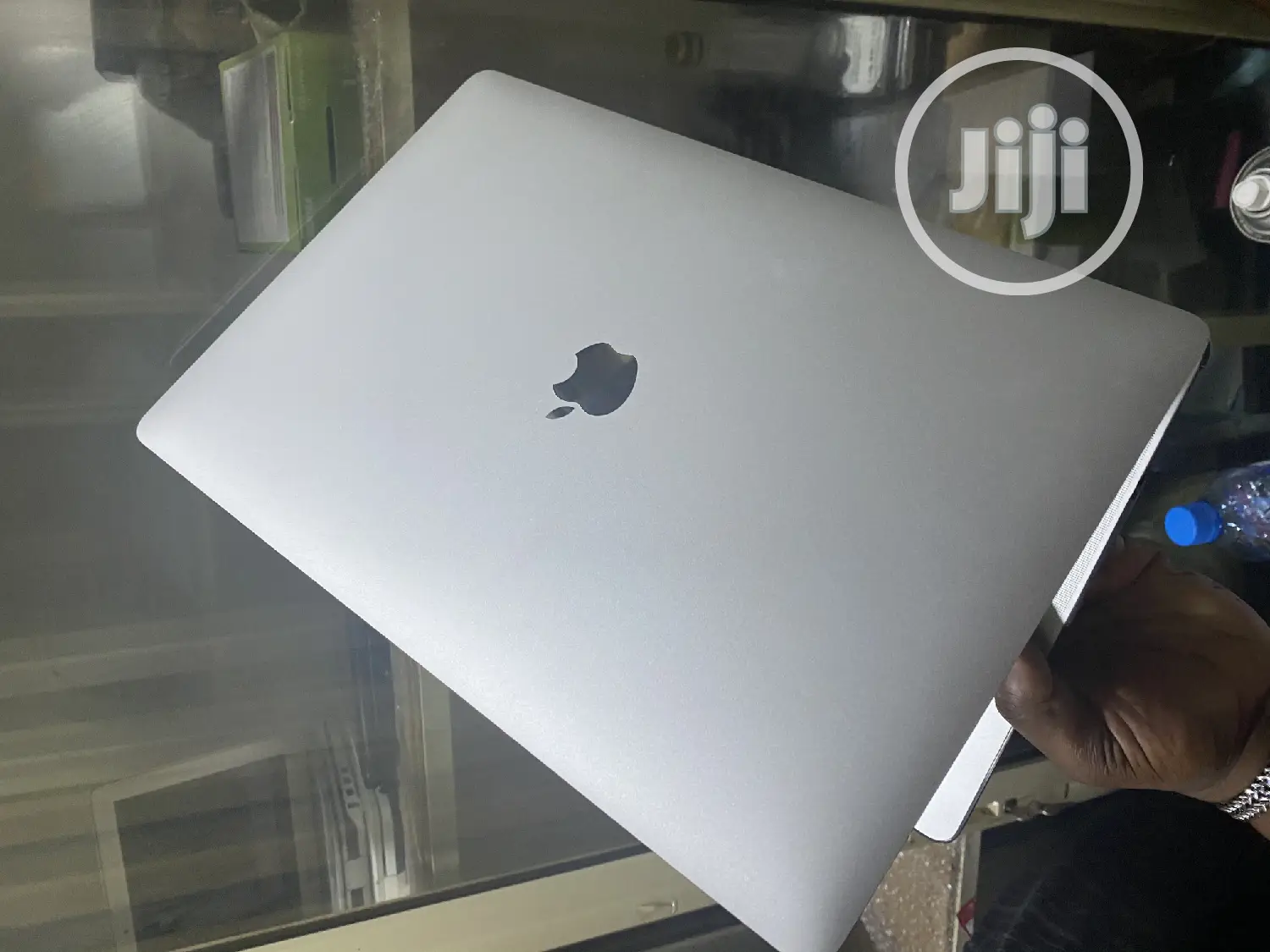 Laptop Apple MacBook 2019 16GB Intel Core I9 SSD 512GB
