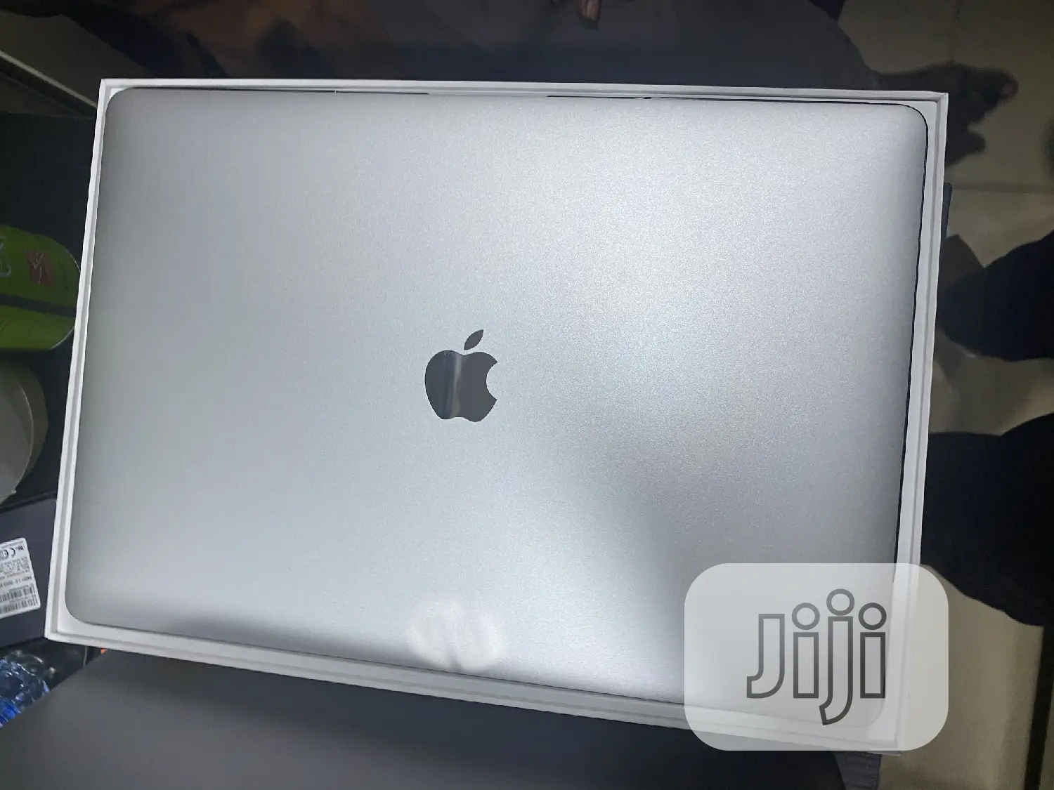 Laptop Apple MacBook 2019 16GB Intel Core I9 SSD 512GB