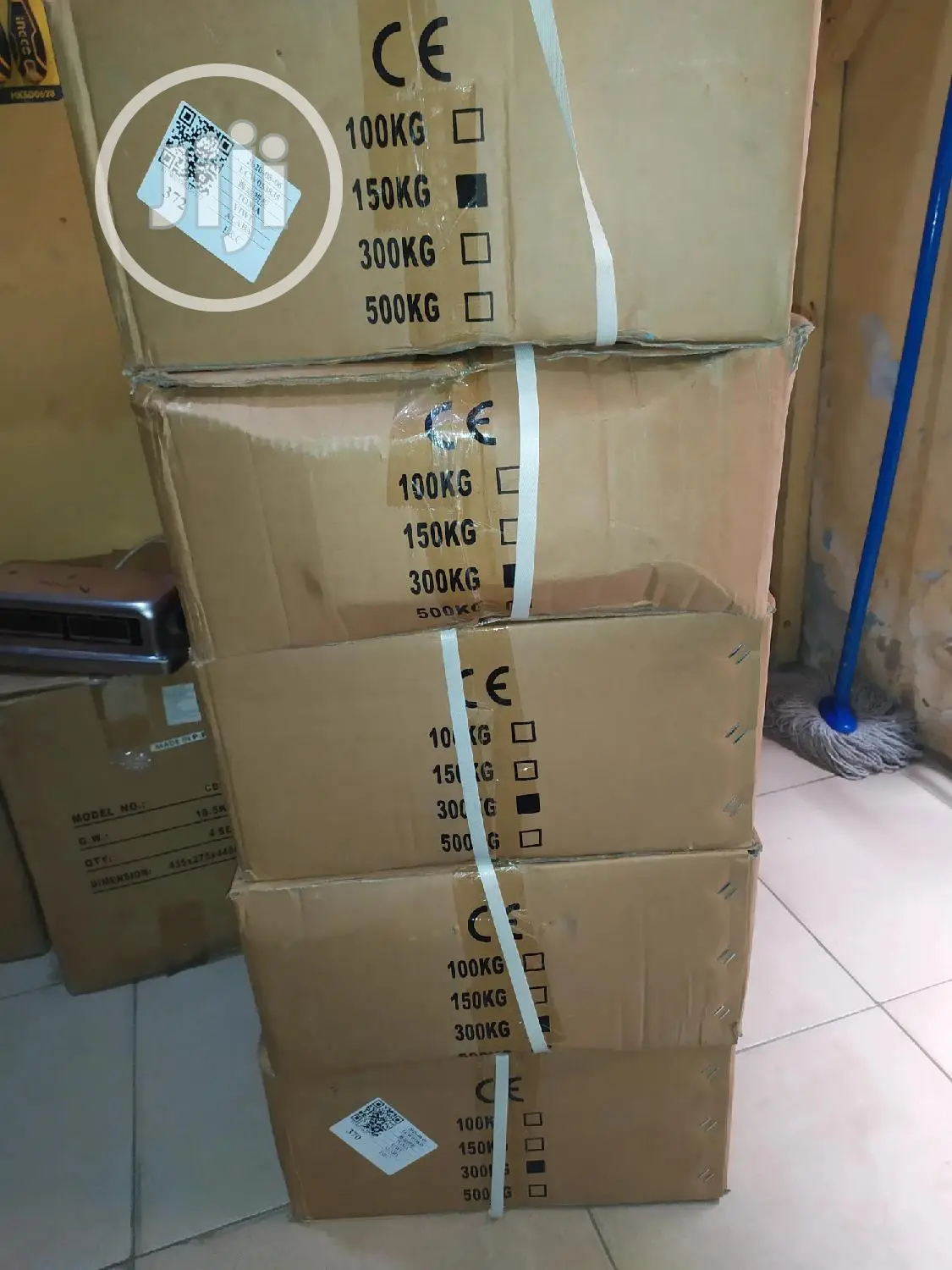Toma 300kg Digital Scale