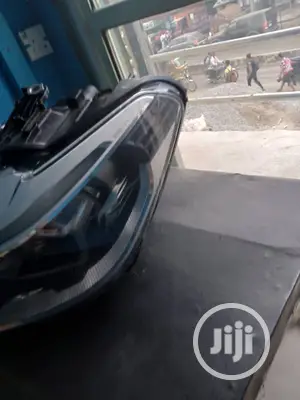 Headlamp Bmw F10