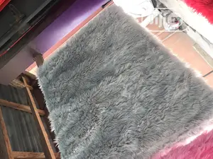Soft Faux Fur Rugs Plain Grey 4/6